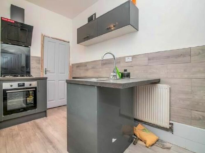 4 Bedroom Property To Rent In Claremont Road, Smethwick, B66