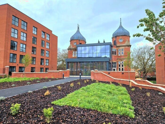 2 Bedroom Flat To Rent In Strutt House, Erasmus Drive, Derby, Derbyshire, DE1