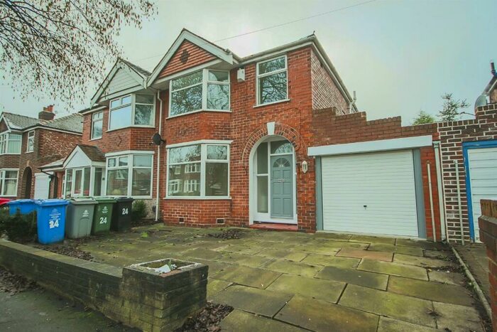 3 Bedroom Semi-Detached House To Rent In Rochester Road, Urmston, M41