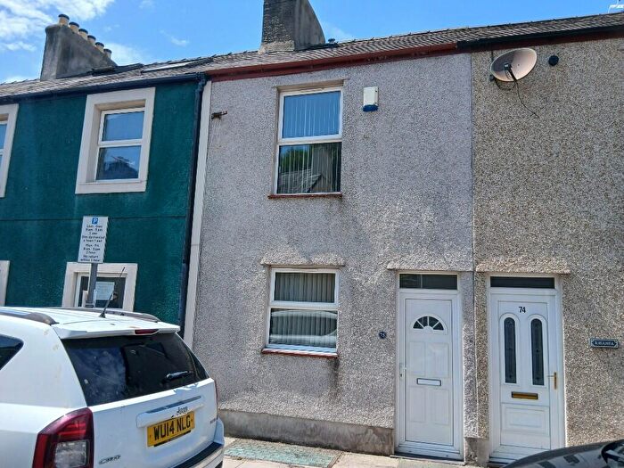 2 Bedroom Terraced House For Sale In Y Felinheli, Caernarfonshire, LL56