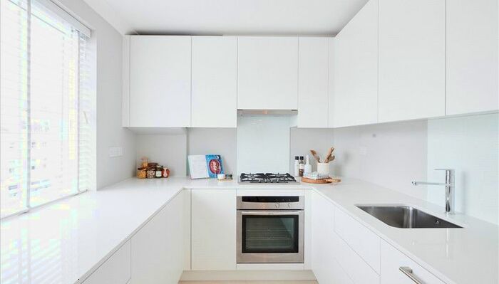 2 Bedroom Flat To Rent In Fulham Road, South Kensington, SW3