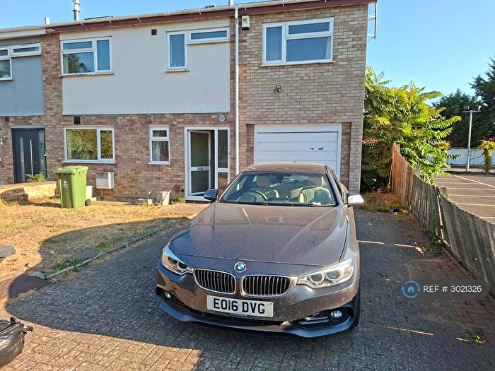 5 Bedroom End Of Terrace House To Rent In Beverley Way, Cambridge, CB2