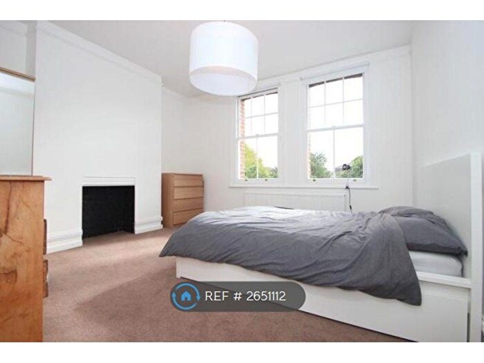 2 Bedroom Flat To Rent In St. John's Mansion, London, E5