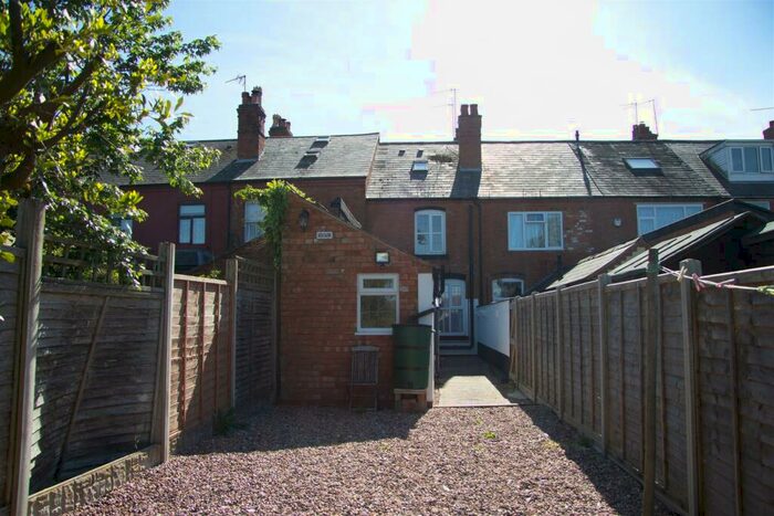 3 Bedroom Property To Rent In Mount Pleasant, Redditch, B97
