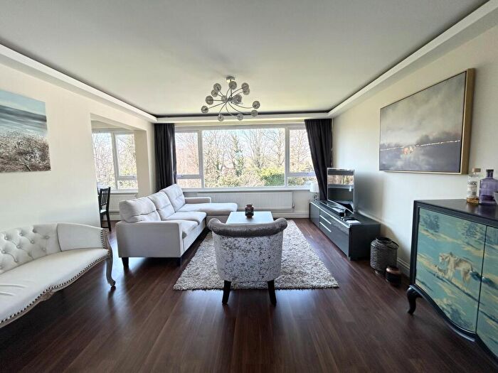 2 Bedroom Apartment To Rent In Eaton Court, Boxgrove Avenue, Guildford, GU1