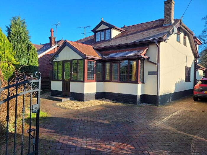 5 Bedroom House To Rent In Stryt Isa, Hope, LL12