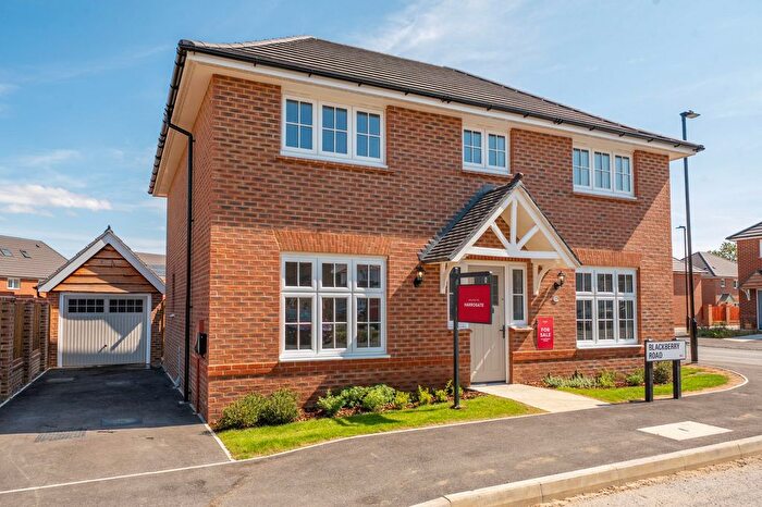 4 Bedroom Detached House For Sale In Blackberry Road, Harrogate, HG1
