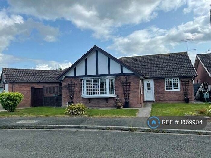 3 Bedroom Bungalow To Rent In Parc Luned, Rhyl, LL18