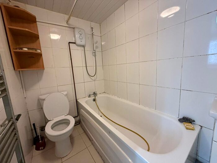1 Bedroom Flat To Rent In Ilford, IG1