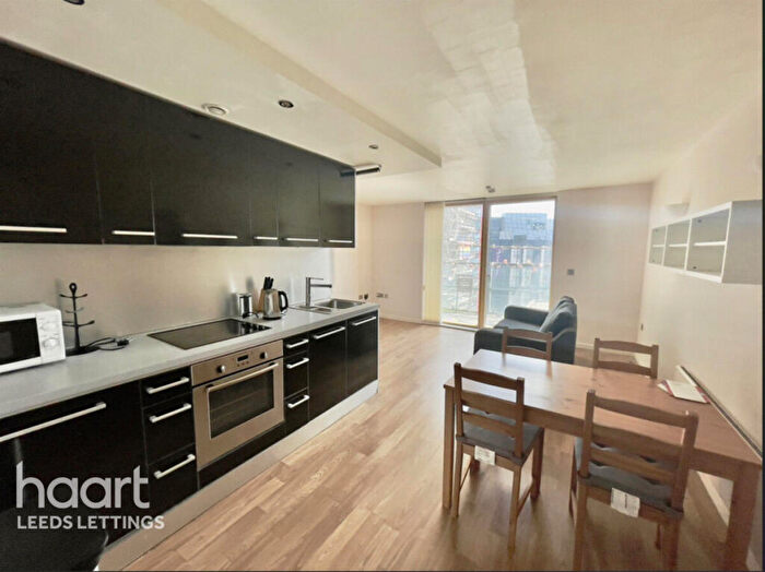 2 Bedroom Apartment To Rent In Wellington Street, Leeds, LS1