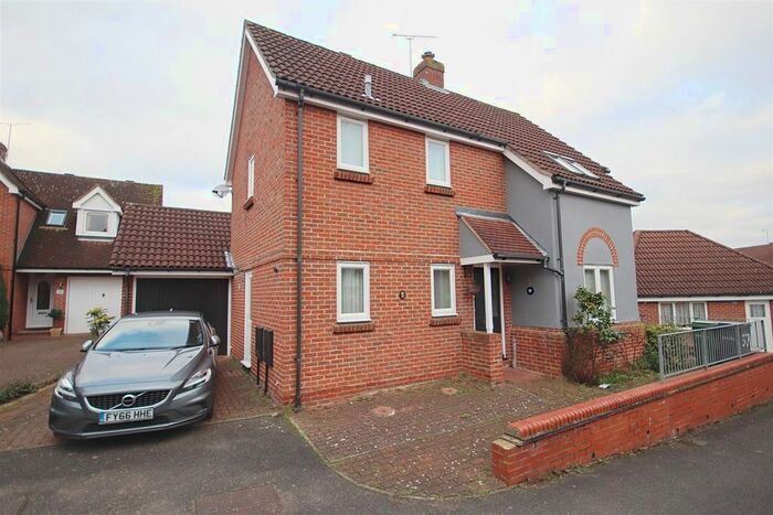 3 Bedroom Property To Rent In Rana Drive, Braintree, CM7