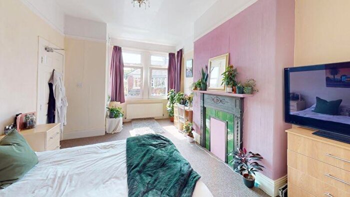 5 Bedroom House To Rent In Northumberland Gardens, Newcastle Upon Tyne, NE2