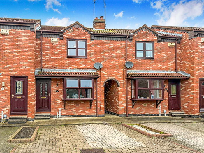 2 Bedroom Terraced House For Sale In Poplar Close, Burstwick, Hull, HU12