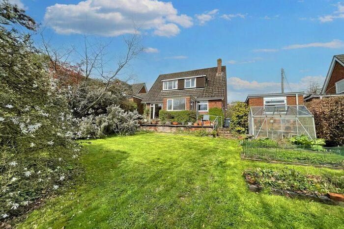 3 Bedroom Detached House For Sale In Lover, SP5