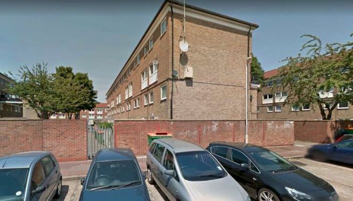 3 Bedroom Maisonette To Rent In Eastbourne Road, East Ham, London, E6