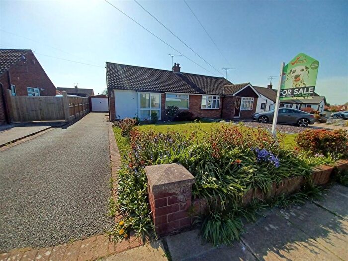 2 Bedroom Semi-detached Bungalow For Sale In Hind Heath Road, Sandbach, CW11