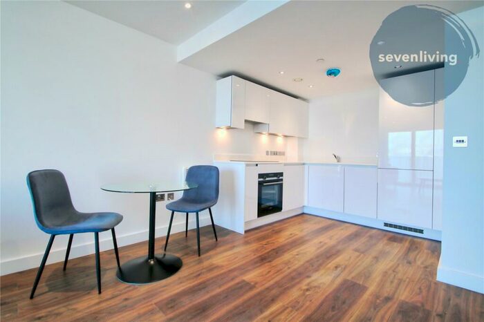 1 Bedroom Apartment To Rent In The Grand Exchange, Market Street, Bracknell, Berkshire, RG12