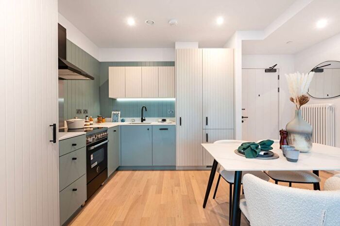 1 Bedroom Flat For Sale In The Brentford Project, Brentford, TW8