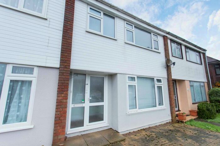 3 Bedroom Terraced House To Rent In Hazelwood Meadow, Sandwich, CT13