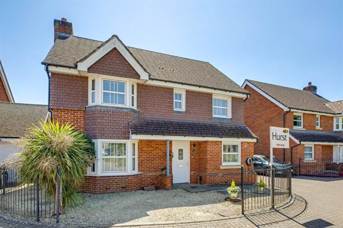 4 Bedroom Detached House For Sale In Turners Field, High Wycombe, HP13