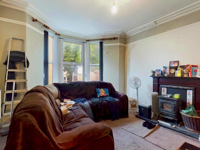 4 Bedroom Semi Detached House For Sale In Albany Road, Redruth