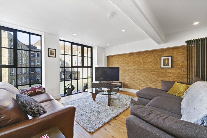 2 Bedroom Flat For Sale In Chimney Court, Brewhouse Lane, London, E1W