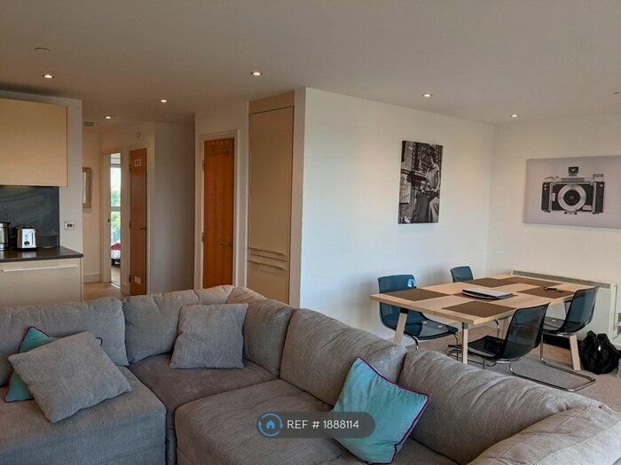 2 Bedroom Flat To Rent In Talbot Street, Nottingham, NG1