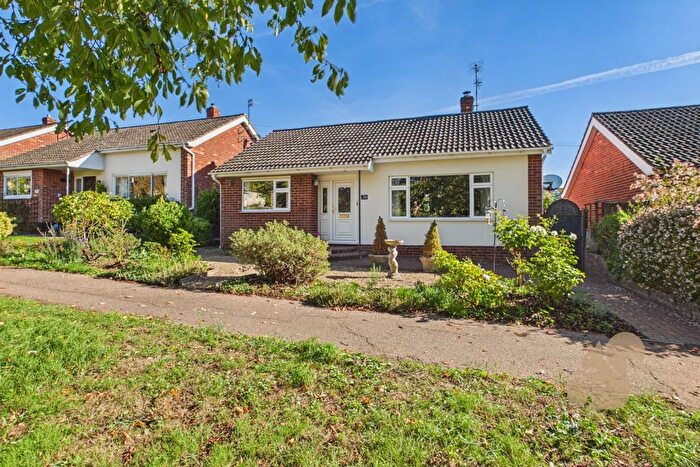 2 Bedroom Detached Bungalow For Sale In Waldingfield Road, Sudbury, CO10