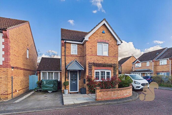 3 Bedroom Detached House For Sale In Thracian Close, Colchester, CO2