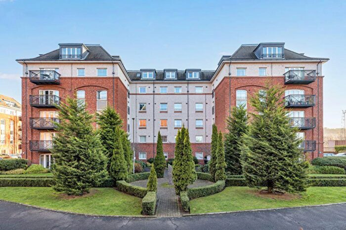 3 Bedroom Flat For Sale In / Appin Street, Slateford, Edinburgh, EH14