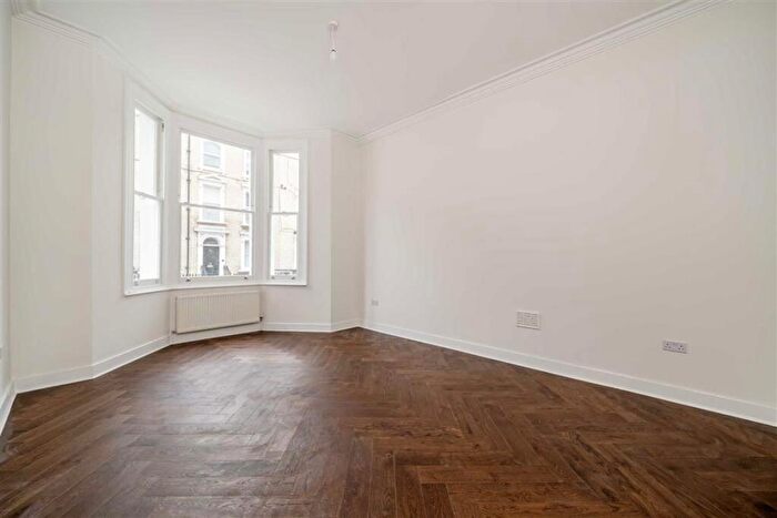 1 Bedroom Flat To Rent In Finborough Road, South Kensington, SW10