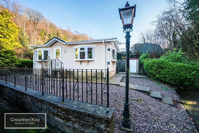 1 Bedroom Park Home For Sale In Punchbowl, Manchester Road, Buxton, SK17