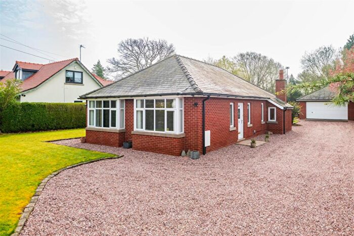 3 Bedroom Detached Bungalow To Rent In Lancaster Lane, Leyland, PR25