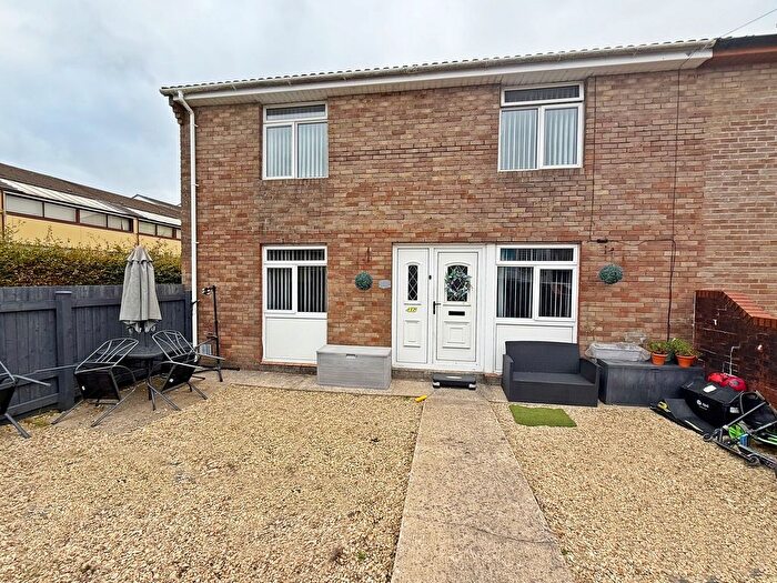 3 Bedroom Semi-detached House For Sale In Fanheulog, Talbot Green, Pontyclun, Rhondda Cynon Taff., CF72