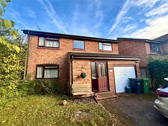 4 Bedroom Detached House To Rent In Pevensey Way, Frimley, Camberley, Surrey, GU16