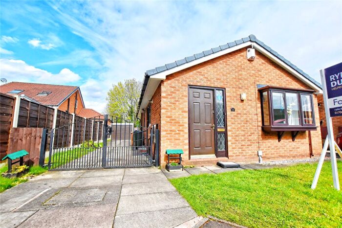 2 Bedroom Detached Bungalow For Sale In Kathan Close, Newbold, Rochdale, Greater Manchester, OL16
