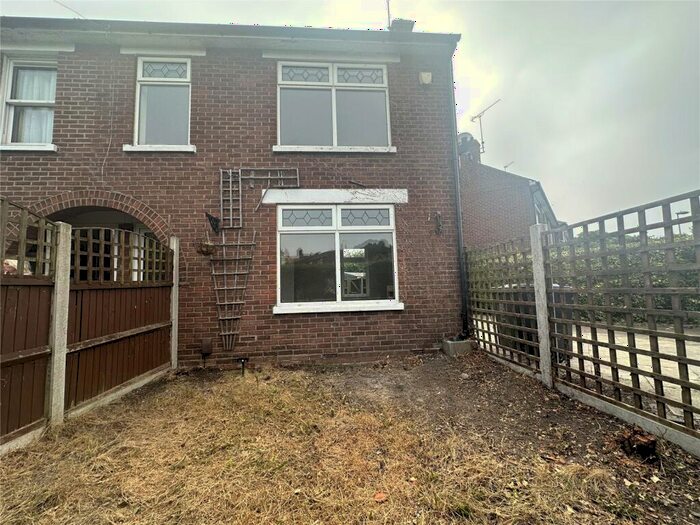 3 Bedroom Semi-Detached House To Rent In Ferrier Road, Great Yarmouth, Norfolk, NR30