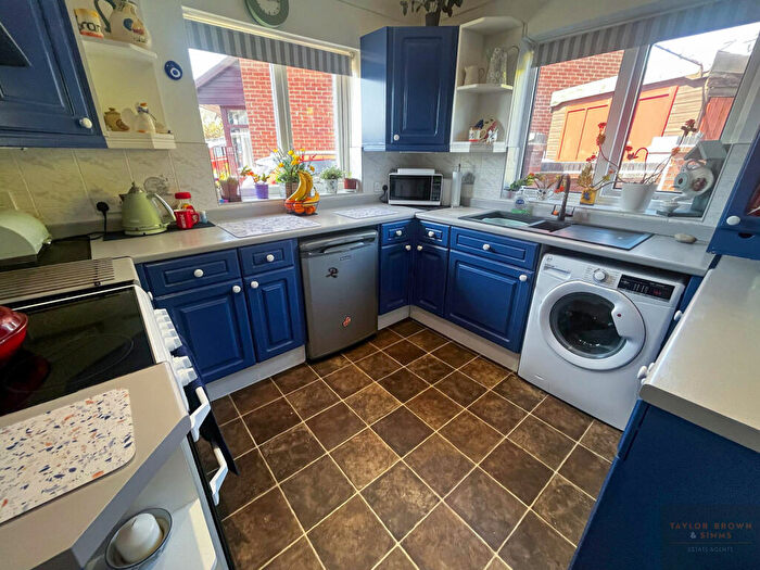 2 Bedroom Detached Bungalow For Sale In Oakfield Court, Stanley Common, Ilkeston, Derbyshire, DE7