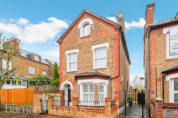 3 Bedroom Flat For Sale In Balvernie Grove, London, SW18