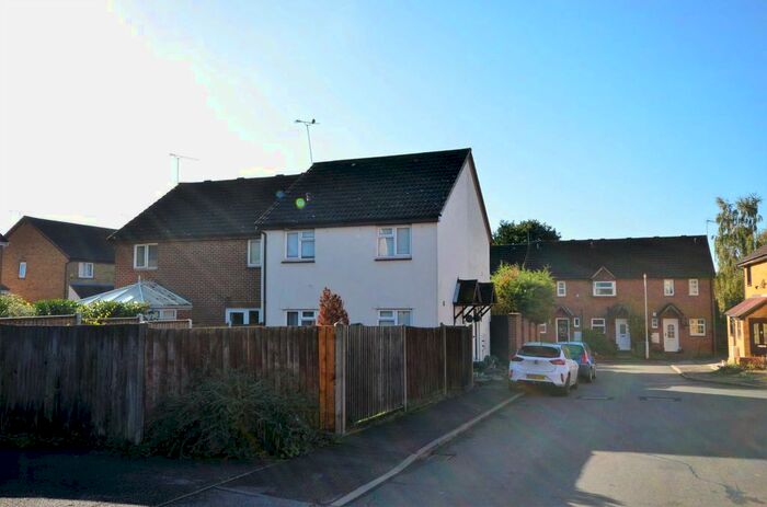 1 Bedroom End Of Terrace House To Rent In Berkeley Drive, Billericay, CM12