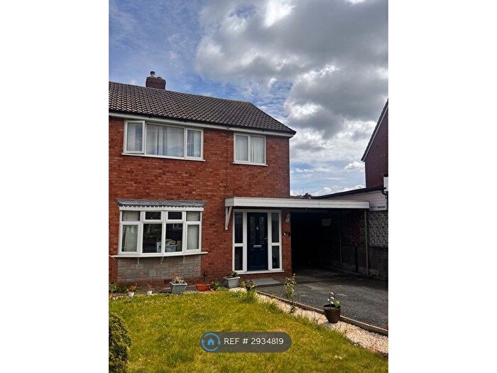 3 Bedroom Semi Detached House To Rent In Orchard Way, Telford, TF1