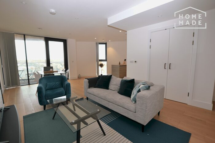 3 Bedroom Flat To Rent In Kingsland High Street, London E8