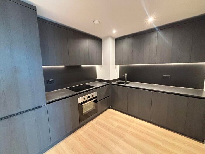 2 Bedroom Apartment To Rent In Waterhouse Tower, Dutton Street, M3