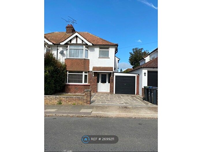 3 Bedroom Semi-Detached House To Rent In Sussex Gardens, Birchington, CT7