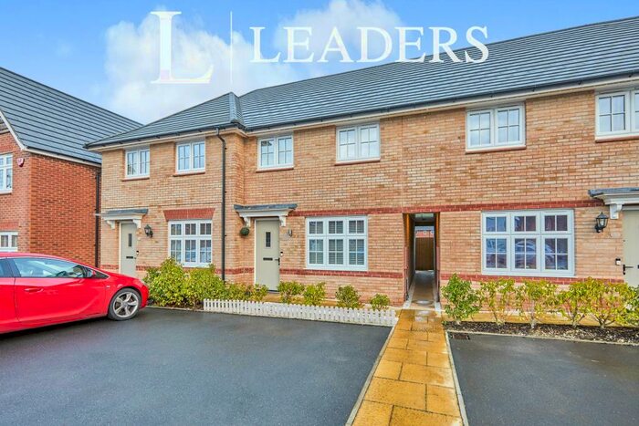 2 Bedroom Town House To Rent In Dale Acre Way, Oakwood, DE21