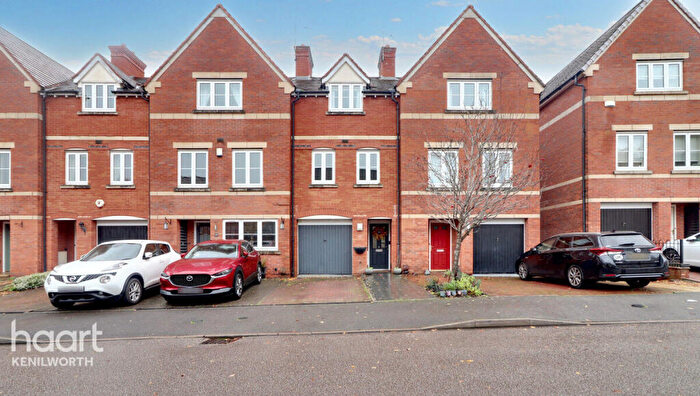 3 Bedroom Town House For Sale In Fennyland Lane, Kenilworth, CV8