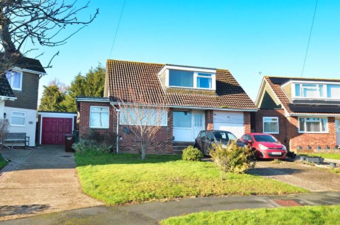 2 Bedroom Detached House For Sale In Binstead, PO33