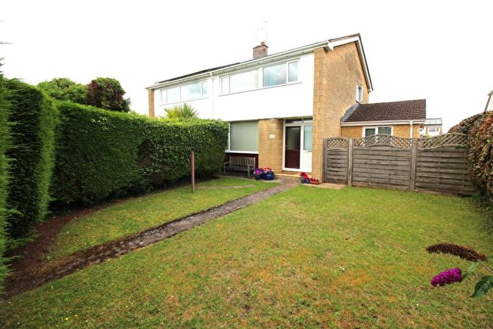 3 Bedroom Semi-Detached House For Sale In Strode Common, Alveston, Bristol, BS35
