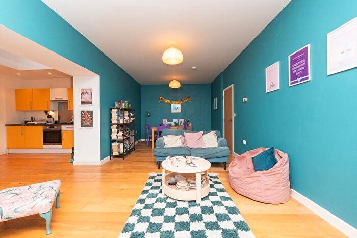 2 Bedroom Flat For Sale In Flat, Duckmoor Road, Bedminster, BS3