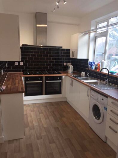 1 Bedroom Property To Rent In Narborough Road, Leicester, LE3
